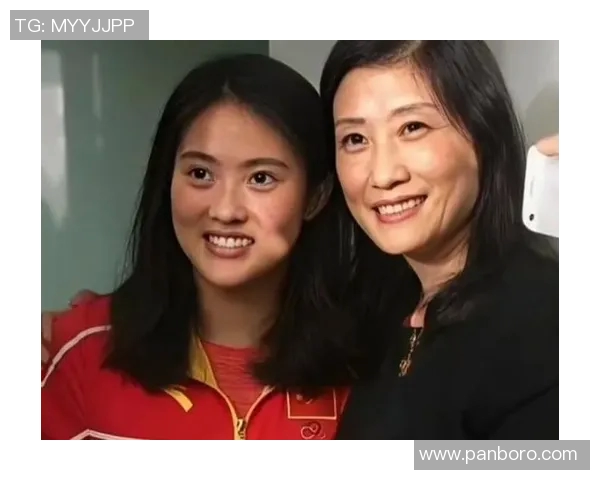 上海足球球星妻子背后的故事揭示:从默默支持到聚光灯下的蜕变与挑战 上海足球球星妻子背后的故事揭示:从默默支持到聚光灯下的蜕变与挑战